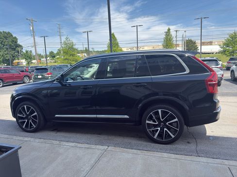 Used 2023 Volvo XC90 B6 Plus w/ Protection Package Premier AWD/4WD image 6