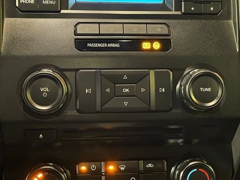 Used 2018 Ford F250 XLT w/ XLT Value Package image 33