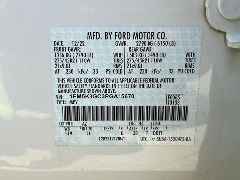 Used 2023 Ford Explorer ST w/ Equipment Group 401A AWD/4WD image 30