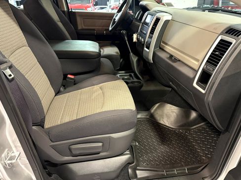 Used 2012 RAM 3500 Big Horn image 28