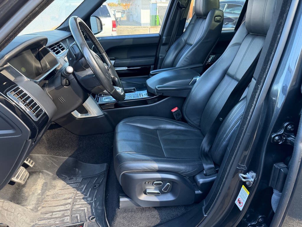 Used 2015 Land Rover Range Rover Supercharged AWD/4WD image 4