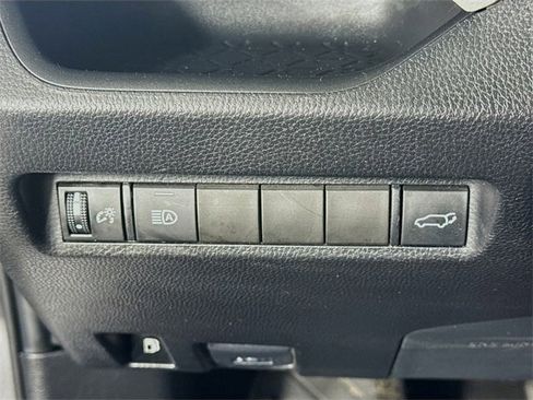 Certified 2021 Toyota RAV4 XLE image 10