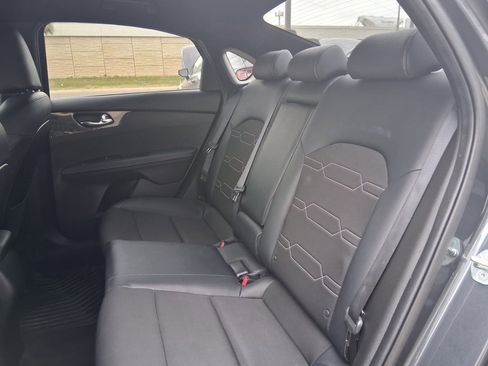 Used 2024 Kia Forte GT-Line image 17