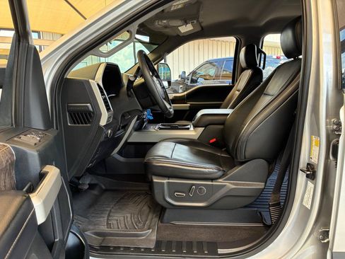 Used 2018 Ford F250 Lariat w/ Lariat Value Package AWD/4WD image 13