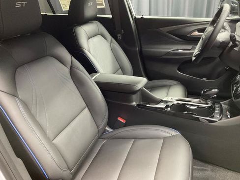 New 2026 Buick Envista Sport Touring w/ Convenience I Package FWD image 16