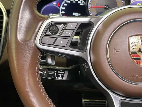 Certified 2023 Porsche Cayenne GTS AWD/4WD image 38