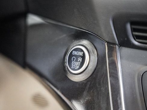 Used 2018 Ford Escape Titanium w/ Ford Safe & Smart Package image 27