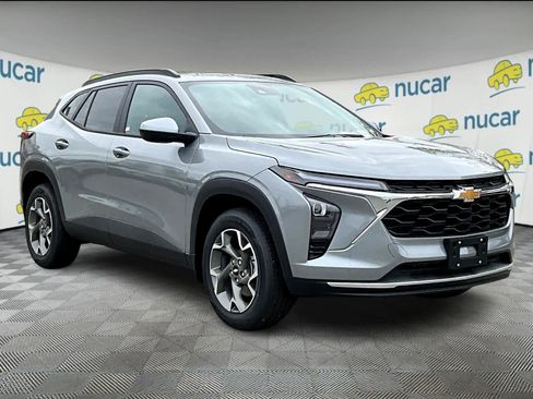 New 2026 Chevrolet Trax LT w/ Driver Confidence Package image 1