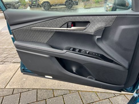 New 2026 Toyota Camry XLE image 12