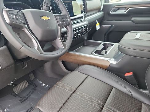 New 2026 Chevrolet Silverado 3500 High Country w/ Technology Package image 16