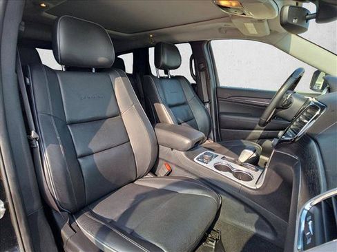 Used 2019 Jeep Grand Cherokee Summit w/ Platinum Series Group AWD/4WD image 21