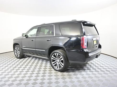 Used 2018 GMC Yukon Denali w/ Denali Ultimate Package AWD/4WD image 4