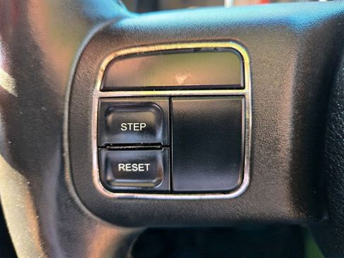 Used 2012 Jeep Wrangler Sport image 39