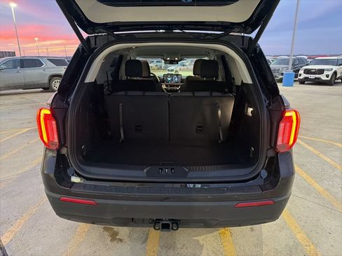 New 2026 Ford Explorer Active AWD/4WD image 21