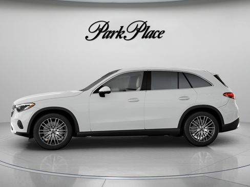 Used 2026 Mercedes-Benz GLC 300 image 6