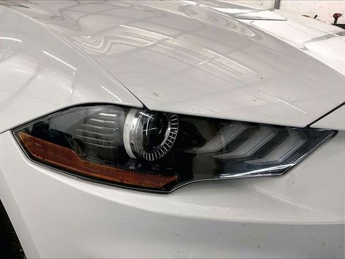 Used 2021 Ford Mustang Premium RWD image 27