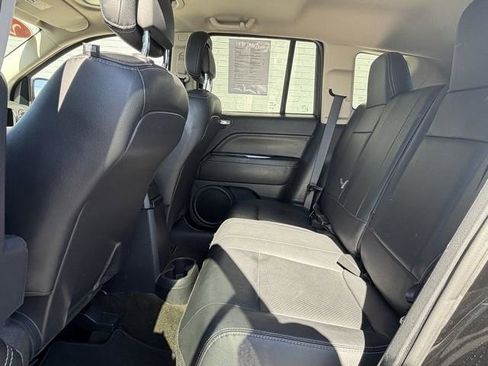 Used 2016 Jeep Compass High Altitude image 23