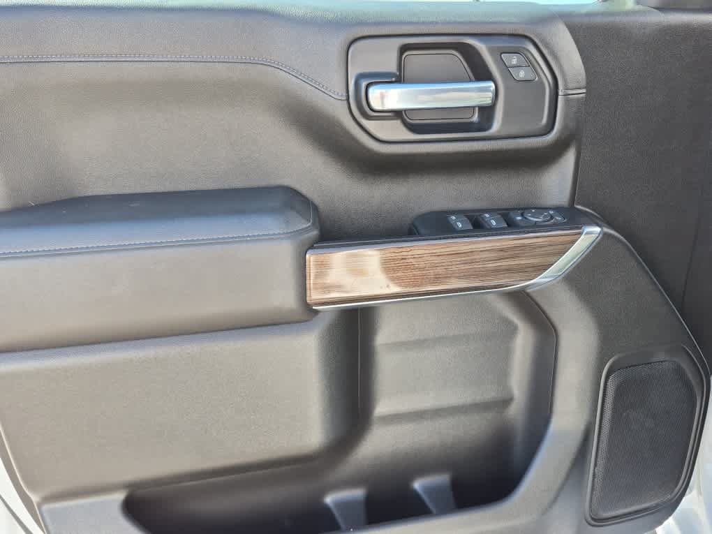 Used 2021 Chevrolet Silverado 1500 RST AWD/4WD image 9