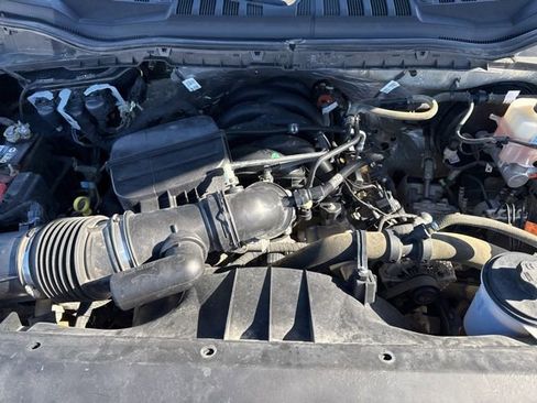 Used 2020 Ford F350 Lariat w/ Chrome Package image 21