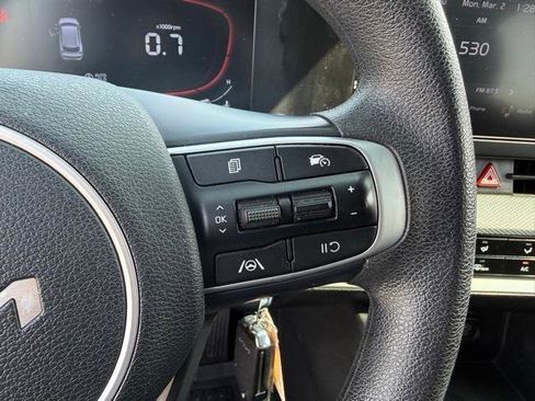 Used 2023 Kia Sportage LX image 43