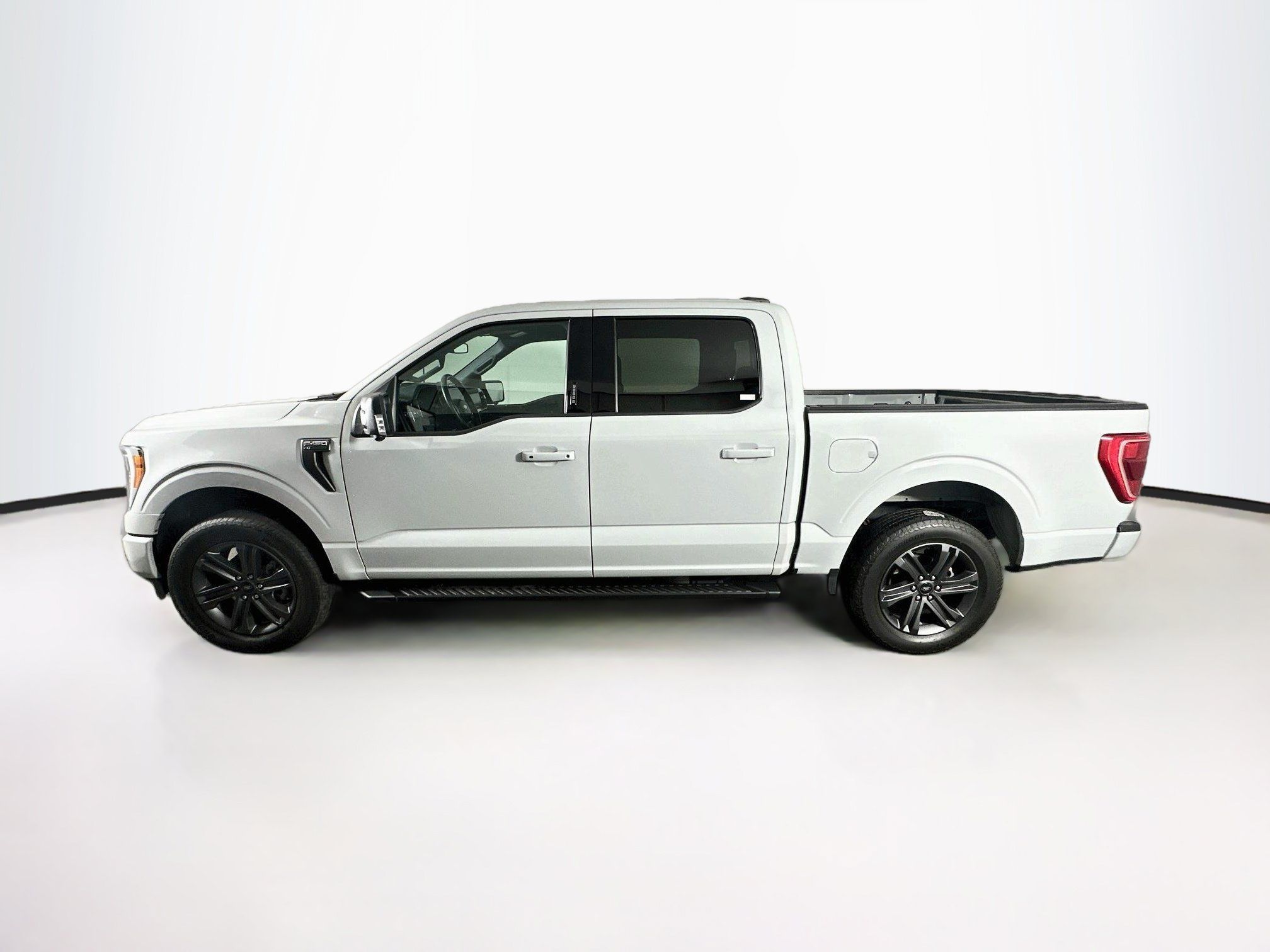 Used 2023 Ford F150 XLT w/ Equipment Group 302A High AWD/4WD image 4