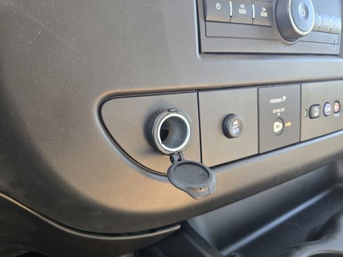 New 2024 Chevrolet Express 3500 w/ Power Convenience Package image 22