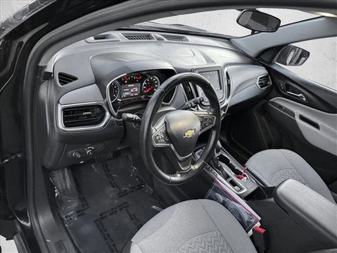 Used 2024 Chevrolet Equinox LT AWD/4WD image 11
