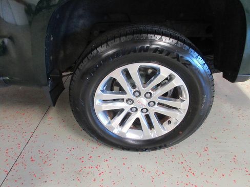 Used 2015 GMC Canyon SLT AWD/4WD image 29