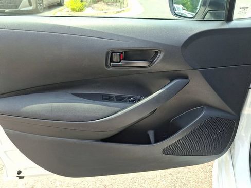 Used 2024 Toyota Corolla LE FWD image 12