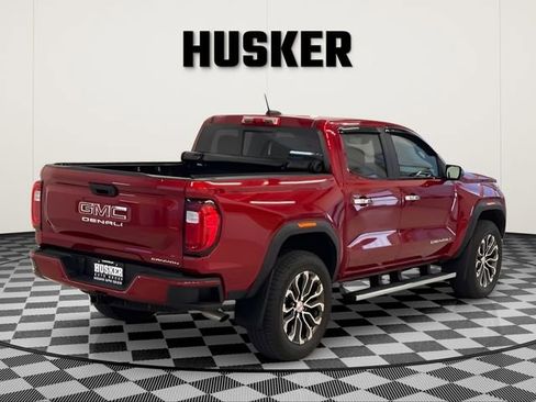 Used 2025 GMC Canyon Denali AWD/4WD image 9