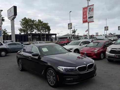 Used 2018 BMW 530e RWD image 2