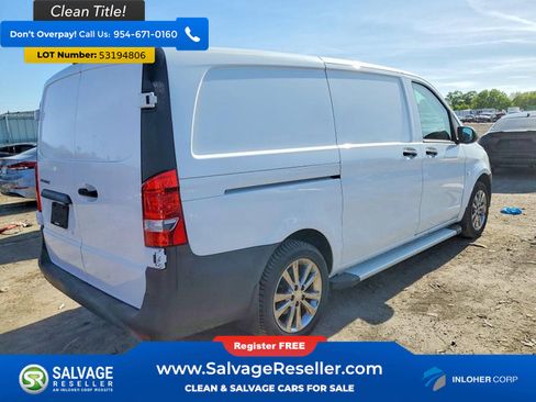 Used 2017 Mercedes-Benz Metris image 4