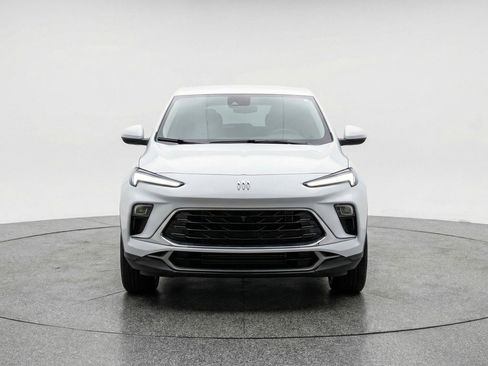 Used 2025 Buick Encore GX Preferred FWD image 2