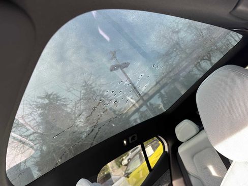 New 2025 Volvo EX30 Ultra w/ Protection Package Premier image 22