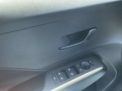 Used 2026 Hyundai Kona SEL Sport FWD image 13