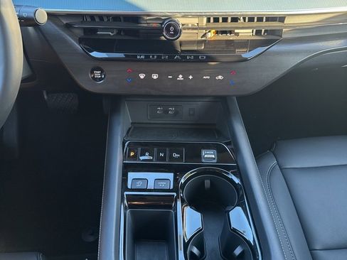 Certified 2025 Nissan Murano SL image 30