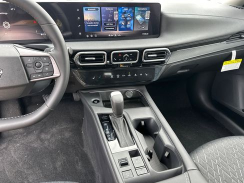 New 2026 Nissan Sentra SV w/ SV Convenience Package image 28