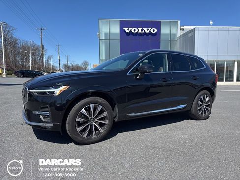 Certified 2023 Volvo XC60 B5 Plus w/ Climate Package image 1