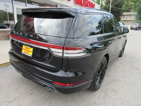 Used 2023 Lincoln Aviator Reserve w/ Equipment Group 201A AWD/4WD image 12
