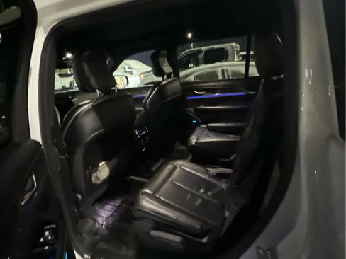 Used 2021 Jeep Grand Cherokee L Overland w/ Luxury Tech Group IV image 5