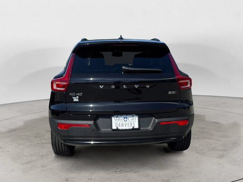 Certified 2026 Volvo XC40 B5 Plus AWD/4WD image 5
