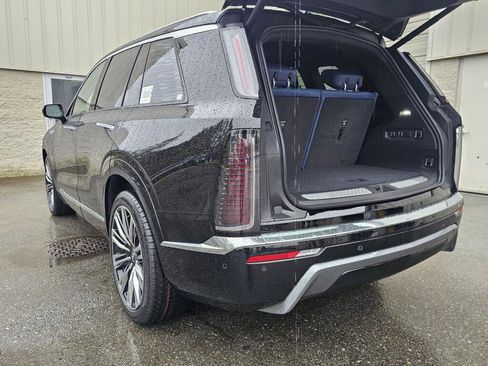 New 2026 Cadillac Vistiq Premium Luxury image 7