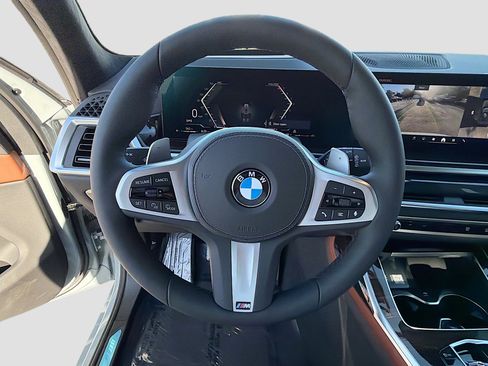 New 2027 BMW X7 xDrive40i image 40