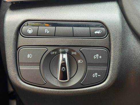 Used 2024 INFINITI QX50 Sport FWD image 18