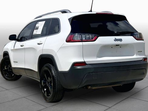 Used 2019 Jeep Cherokee Latitude Plus FWD image 12
