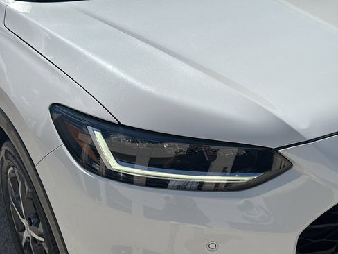 Certified 2025 Honda HR-V EX-L image 33