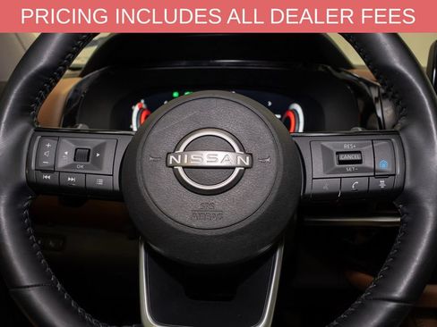 Used 2023 Nissan Pathfinder Platinum w/ Lighting Package (N93) AWD/4WD image 21