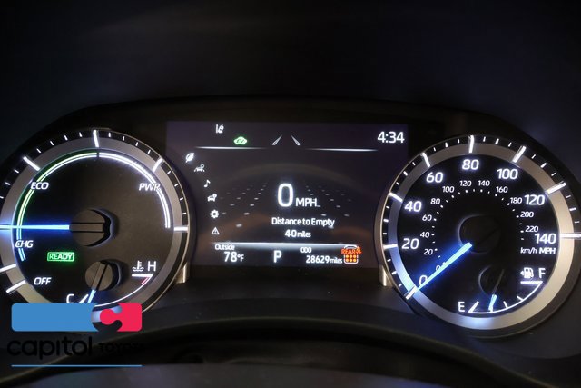 Used 2024 Toyota Highlander XLE AWD/4WD image 17