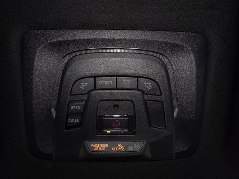 Certified 2025 Toyota bZ4X FWD image 20