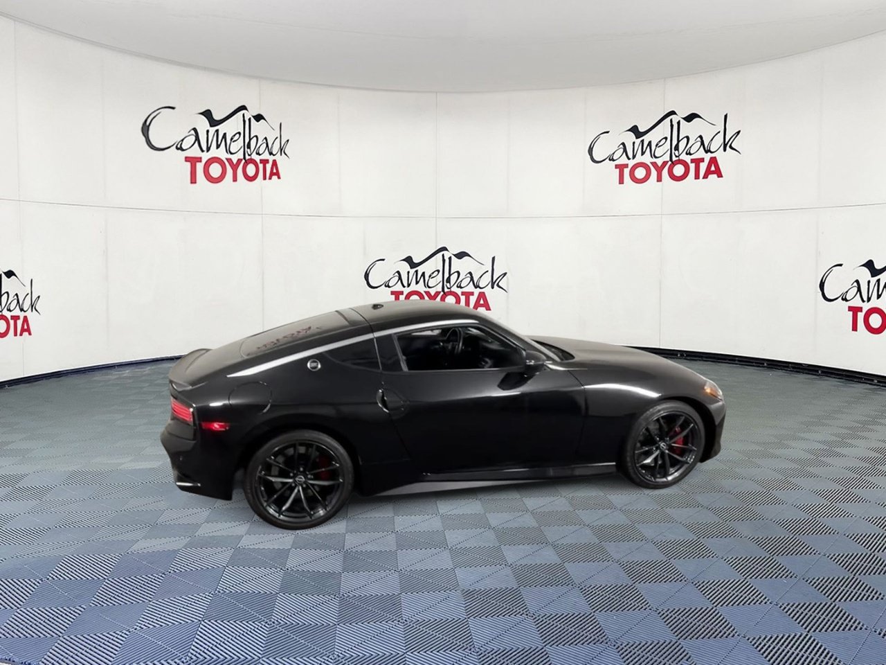 Used 2024 Nissan Z Performance w/ Floor Mat Package RWD image 3